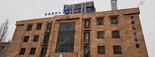 Երևանում պատուհանից ապօրինի մուտք են գործել «Ֆաբրիկա» ռեստորան և հափշտակել գումար