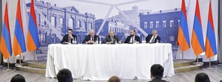 Վարչապետն ու նախագահը ԱԳՆ ղեկավար կազմի հետ քննարկել են արտաքին քաղաքականության օրակարգային հարցեր
