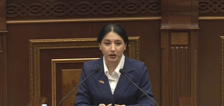 Ցույց տվեք այն էջը, որտեղ նշված է «Ուժեղ Հայաստան»-ի անունը. Մարիաննա Ղահրամանյանը՝ Թագուհի Ղազարյանին