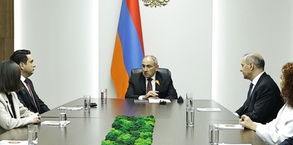 Ալեն Սիմոնյանը տեղեկատվության պակաս չունի. Նիկոլ Փաշինյան