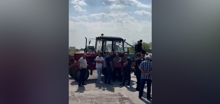 Բողոքի ակցիա՝ Արմավիրի մարզում․ գյուղացիները փակել են Արմավիր-Երևան ճանապարհը