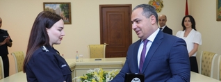 ՔԿ նախագահը պարգևատրել է բանակային խաղերի ռեկորդ սահմանած քննիչին