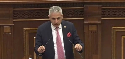 «Ժողովուրդ» . «Ուժեղ Հայաստան»-ում Էդգար Ղազարյանի հետ լուրջ քննարկում է եղել