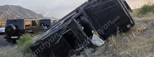 Կոտայքի մարզում բախվել են հարսանիքի մեկնող Mercedes G-ն ու Nissan X-Trail-ը․ կան վիրավորներ