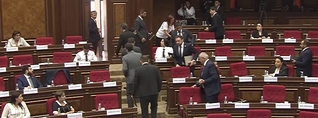 «Ուժեղ Հայաստան»-ը հեռացավ ԱԺ-ից