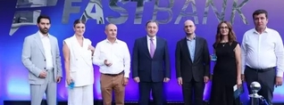 Ֆասթ Բանկի աջակցությամբ Մատենադարանում բացվել է նոր գրախանութ, հուշանվերների կրպակ և սրճարան
