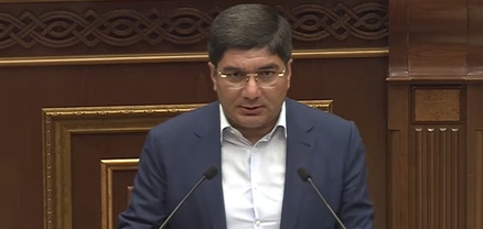 Հավայի խոսալը ո՞րս ա, կարգի հրավիրեք. Մանուկյանը՝ Ալեքսանյանին
