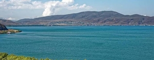 Փրկարարները և ոստիկանները Սևանա լճի լողափերից մեկում գտել են կորած երեխային