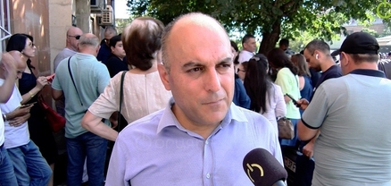 Վեհափառին դատում են մի դատարանում, որի հասցեն Գրիգոր Լուսավորիչ է․ Կարեն Մաճկալյան