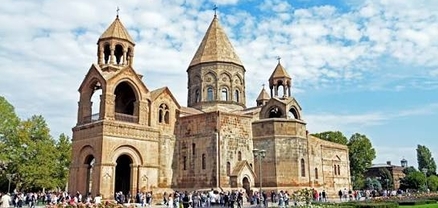 Կիրառվող մեղադրանքը անօրինական միջամտություն է Եկեղեցու ներքին կյանքին․ Մայր Աթոռ