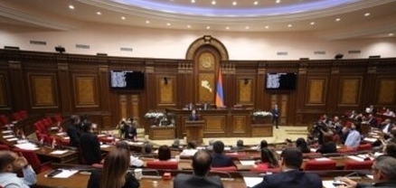 «Հրապարակ». ՔՊ-ում մի ստվար հատված կողմ չի եղել «Ուժեղ Հայաստան»-ի թեկնածուներին մերժելու որոշմանը