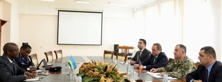 Քննարկվել են ՀՀ-ի և Ռուանդայի պաշտպանության բնագավառում համագործակցության հնարավորությունները