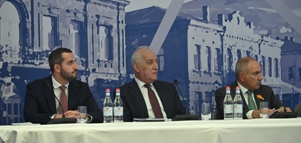 Դեսպանների աշխատանքը պետք է գնահատվի նաև առևտրատնտեսական ցուցանիշներով․ ՀՀ նախագահ