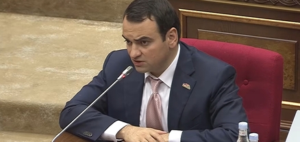 Ինչո՞ւ 44-օրյայի զոհերի անվանական ցուցակը չի հրապարակվում․ Կարապետյանը՝ Գաբրիելյանին