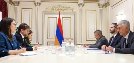 Ռուբինյանը և Ֆրանսիայի դեսպանը քննարկել են տարածաշրջանային զարգացումներին առնչվող հարցեր
