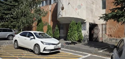 Կոտայքի մարզում գողացել են շենքի տանիքի մետաղական հատվածն ու պատուհանները