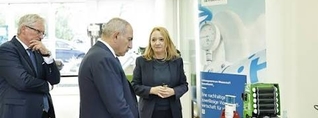 Փաշինյանն այցելել է Ֆրաունհոֆերի ջրածնի կիրառական կենտրոն
