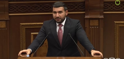 Ռոբերտ Քոչարյանը տգետ է. Վահագն Ալեքանյանի ելույթի ժամանակ մթնոլորտը լարվեց (տեսանյութ)