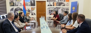 Անդրեասյանն ընդունել է Հայաստանը ներկայացնող թենիսիստներ Էլինա Ավանեսյանին և Ալինա Չարաևային