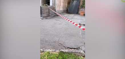 Հր. Քոչար փողոցում բարձրահարկ շենքից բետոնե կտորներ են թափվում. պատկան մարմինները հորդորում են բնակիչներին հարցը ինքնուրույն լուծել