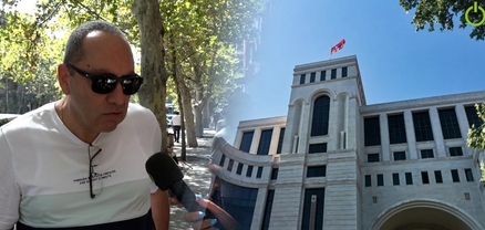 ԱԳՆ–ն ինչ-որ թատրոններ է սարքում՝ մարդկանց հիմարի տեղ դնելով. հարցում