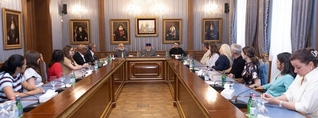 Վեհափառը «Save Armenia»-ի պատվիրակության հետ քննարկել է հայ գերիների և Արցախի ժառանգության հարցը