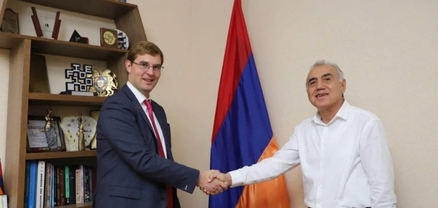 ՖԻԴԵ-ի նորընտիր նախագահը՝ Հայաստանի շախմատի ակադեմիայի հյուրը