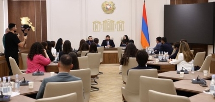 ԱԺ փոխխոսնակը երիտասարդներին հորդորել է իրենց գիտելիքներով նպաստել հայրենիքի շենացմանը