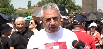 Ջերմուկի պատերազմի օրը Հայաստանի կառավարությունը Երևանում տոնում է հեծանվավազքի առաջնությամբ