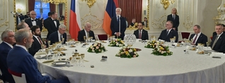 Ի պատիվ Վահագն Խաչատուրյանի՝ Չեխիայի նախագահի անունից պաշտոնական ճաշ է տրվել