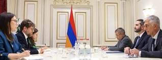 Ռուբինյանը և Ֆրանսիայի դեսպանը քննարկել են տարածաշրջանային զարգացումներին առնչվող հարցեր