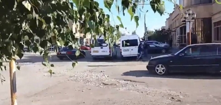 Գյումրիի Շիրակացու փողոցում ո՛չ կանգառի նշան կա, ո՛չ կանգառ
