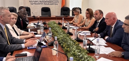 ՀԾԿՀ նախագահը հանդիպել է Արժույթի միջազգային հիմնադրամի հայաստանյան առաքելության ներկայացուցիչներին