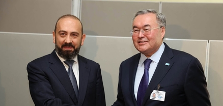 Արարատ Միրզոյանը հանդիպել է Ղազախստանի ԱԳ նախարարի հետ
