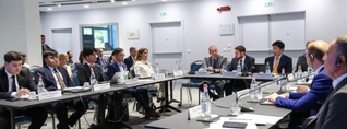 Հայաստանում քննարկվում է Արևելք–Արևմուտք տրանսպորտային կապերի ամրապնդումը