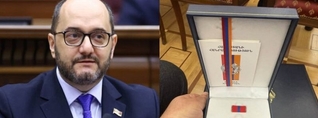 Փաշինյանը Արայիկ Հարությունյանին «Հայրենիքին մատուցած ծառայությունների համար» մեդալով է պարգևատրել