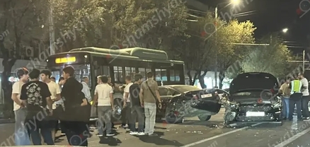 Շղթայական ավտովթար՝ Երևանում. բախվել են «Kia»-ն, «Ford»-ը, «Toyota»-ն և թիվ 65 երթուղին սպասարկող ավտոբուսը