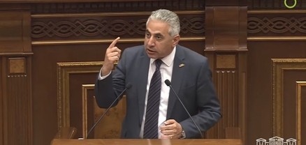 Որտե՞ղ ա գրած, որ Ադրբեջանը սահման ա բացելու. ընդամենը ՀՀ տարածք եք հանձնում Ադրբեջանին. սա ճակատագրական հարց ա. Էդգար Ղազարյան