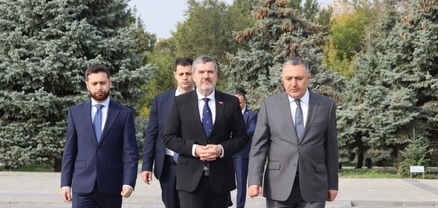 Սլովենիայի ԱԳ նախարարը այցելել է Հայոց ցեղասպանության հուշահամալիր