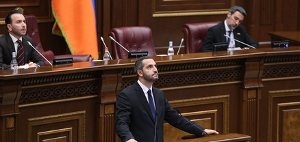 «Ուժեղ Հայաստան»-ի պատգամավորների օգնականները փորձել են ներխուժել ԱԺ նիստերի դահլիճ. ծառայողական քննություն կլինի. Ռուբինյան
