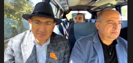 Փաշինյանը դպրոցական նոր ավտոբուսով Ակնաղբյուրից ուղևորվել է Լուսաձորի նորակառույց կրթահամալիր