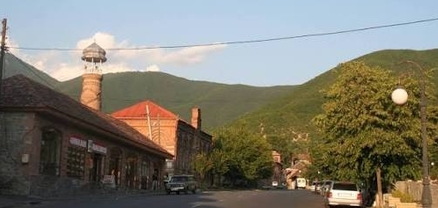 Ադրբեջանցի զինծառայողի կողմից ձեռքի հատվածում վնասվածք է ստացել նաև վիրավոր կնոջ եղբայրը