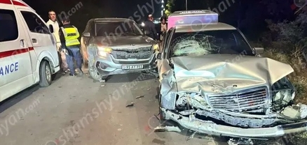 Ավտովթար՝ Կոտայքի մարզում. բախվել են «Mercedes»-ն ու «Kia»-ն. կա վիրավոր