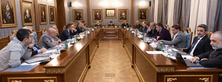 Վեհափառը հրավիրել է խորհրդակցություն, որի մասնակիցները դատապարտել են ԱԺ քննիչ հանձնաժողովի ստեղծումը