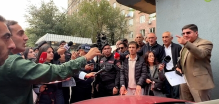 Ձենդ կտրի՛, ա՛յ համբալ, լակո՛տ. ԱԺ պատգամավորն ու թաղապետը վիրավորեցին միմյանց (տեսանյութ)