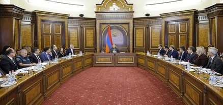 Փաշինյանի գլխավորությամբ hանրային ներդրումային կոմիտեի նիստում քննարկվել և հաստատվել են տարբեր ոլորտներին առնչվող նախագծեր