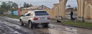 Անձրևից հետո Գյումրիի փողոցներն անմատչելի են դառնում․ անգամ տաքսու վարորդներն են խուսափում