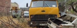 Երևանում բեռնատարը վրաերթի է ենթարկել տղամարդուն և առաջ ընթանալով բախվել խոտանված մեքենային․ տղամարդը մահացել է