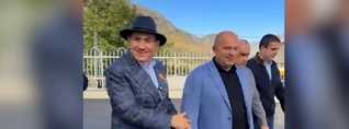 Մեր դասարանի քեֆի նկարների ֆլեշկեն բերել եմ. Փաշինյանը Լուսաձորում հանդիպել է դասընկերոջը