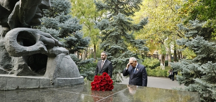 Փաշինյանը և Ռուբինյանը հարգանքի տուրք են մատուցել Հոկտեմբերի 27-ի ոճրագործության զոհերի հիշատակին
